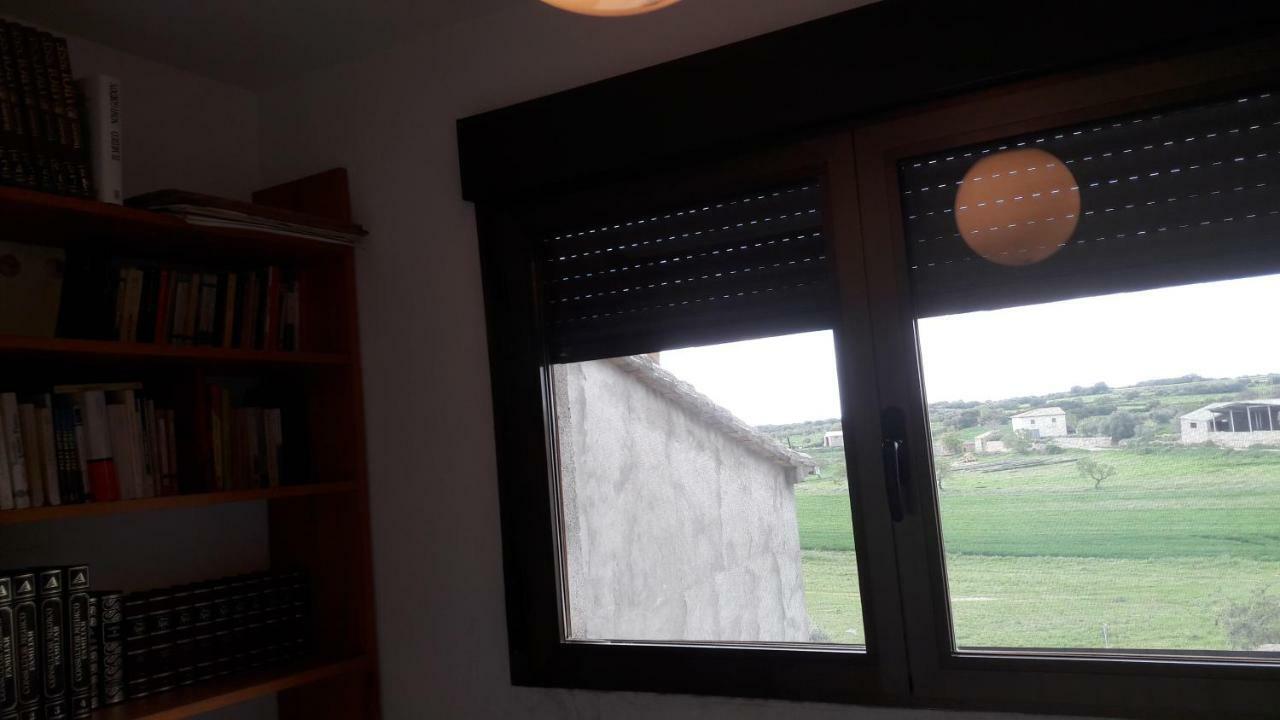 Casa Sarinena Villa Adahuesca Eksteriør bilde